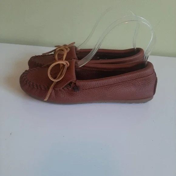 nwot MINNETONKA Deerskin Kilty moccasin in Carmel Size 6-6.5M - Picture 5 of 15